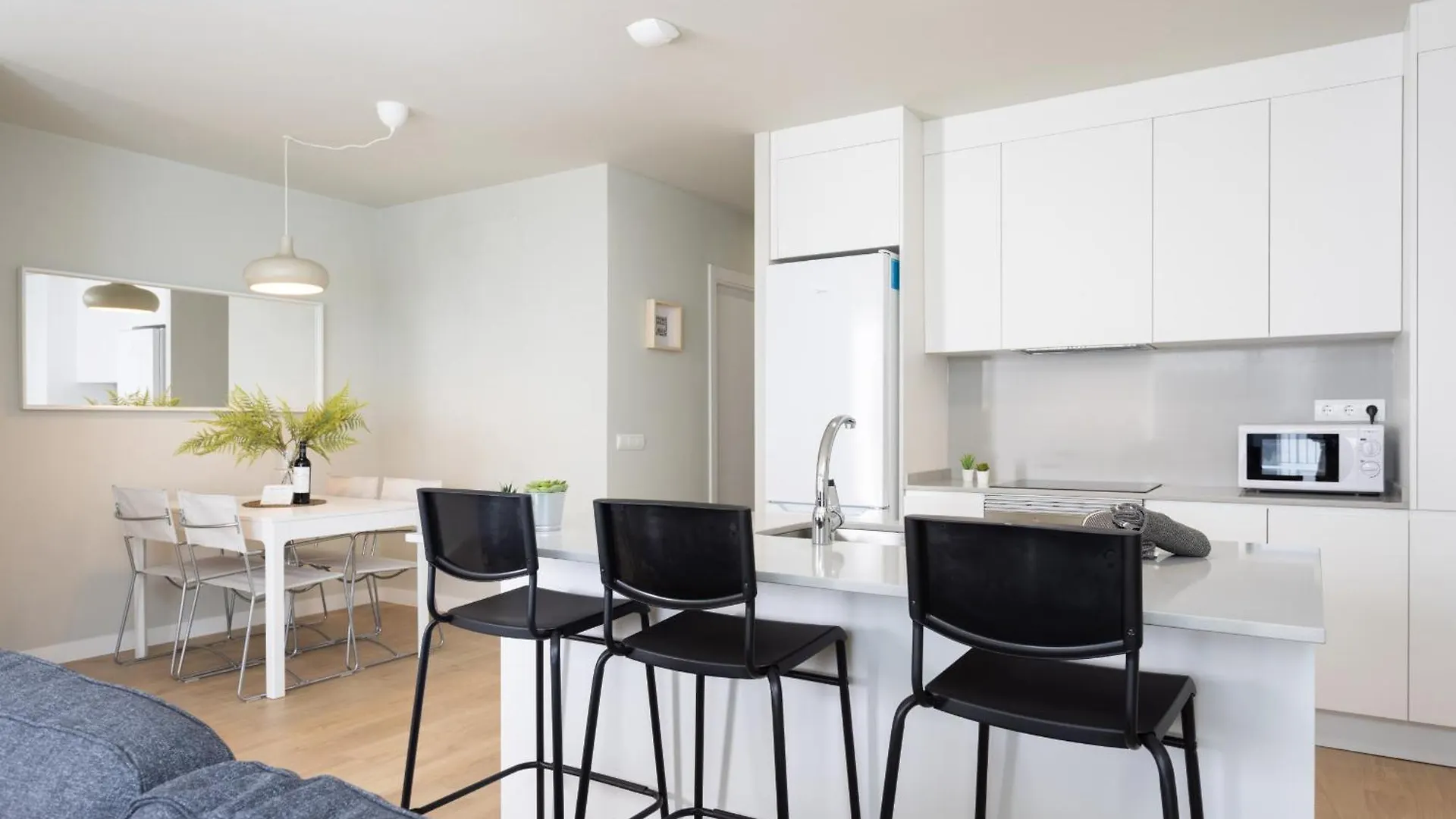 Luxury Alegranza With Pool Apartment Abades