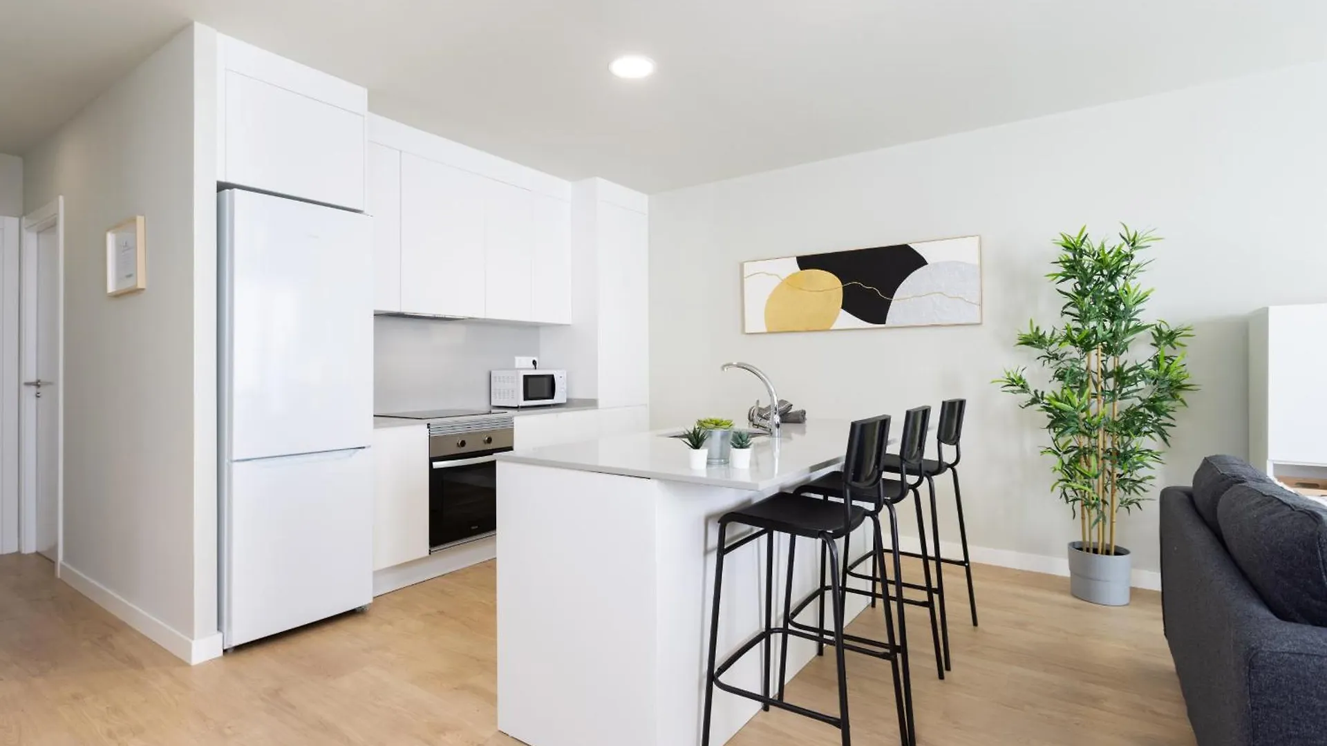 Luxury Alegranza With Pool Apartment Abades